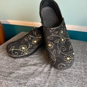 Dansko Black and Gold Floral Women's Clogs Size 39/US8